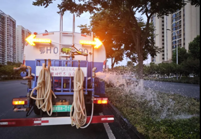漳河新区城市管理服务中心 精准施策，为园林植物“解渴”，守护城市绿荫